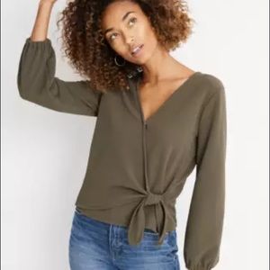 MADEWELL: Texture & Thread Crepe Wrap Top